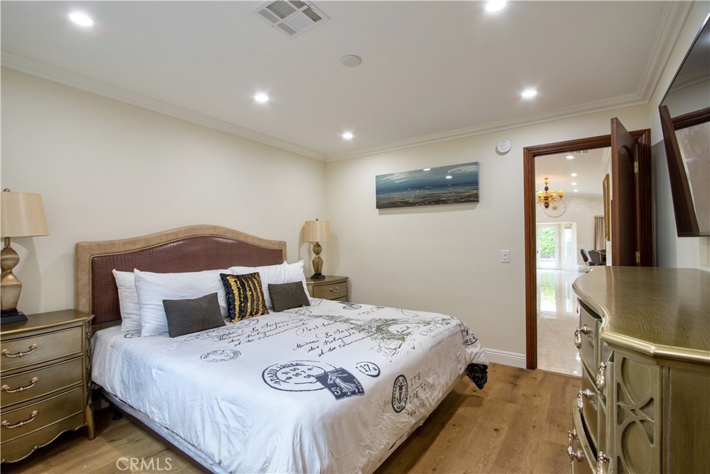 MLS #SR25054338 image #33