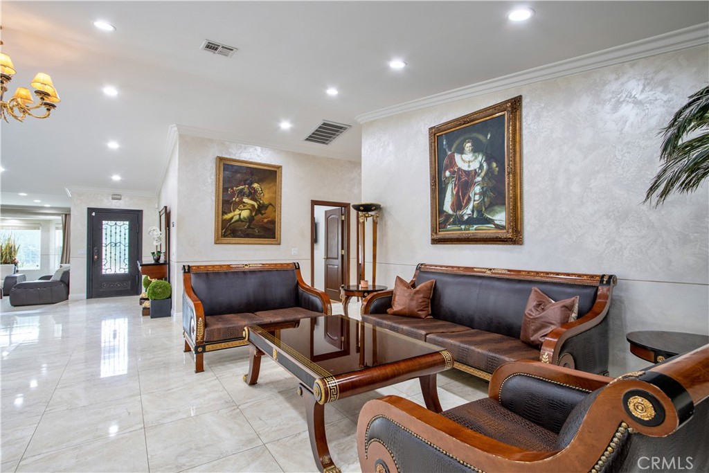 MLS #SR25054338 image #5