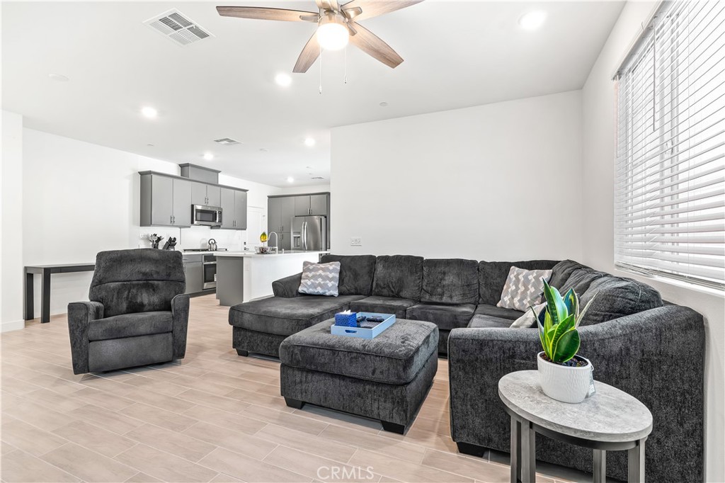 MLS #SR25059797 image #10