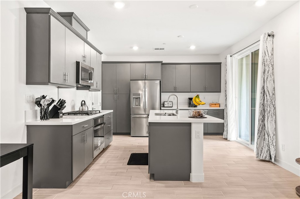 MLS #SR25059797 image #4