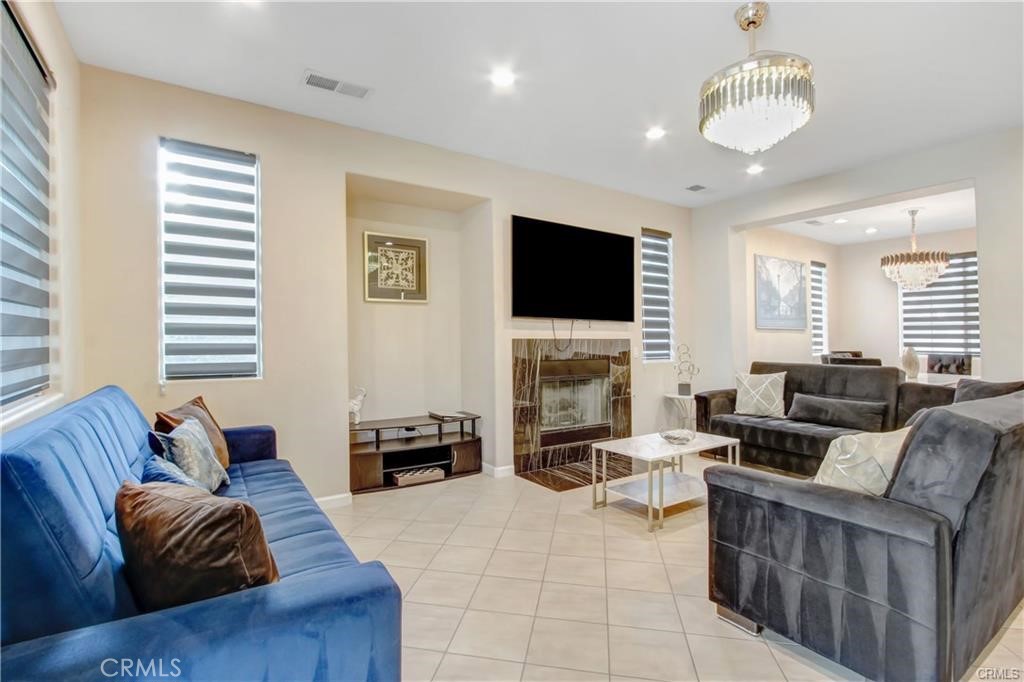 MLS #SR25060308 image #10