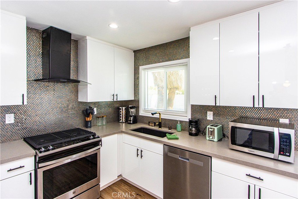 MLS #SR25100449 image #10