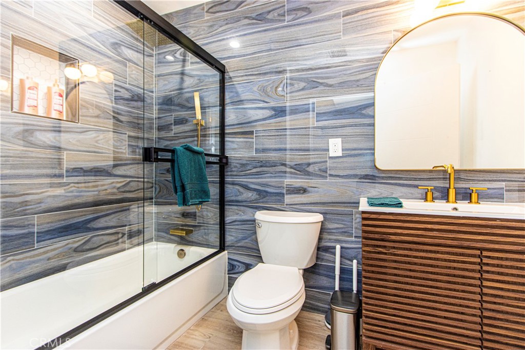 MLS #SR25100449 image #14