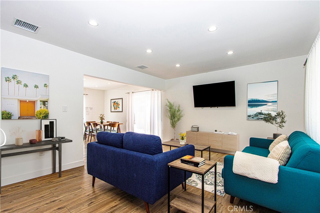 MLS #SR25100449 image #4