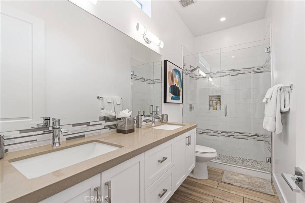 MLS #SR25103024 image #17