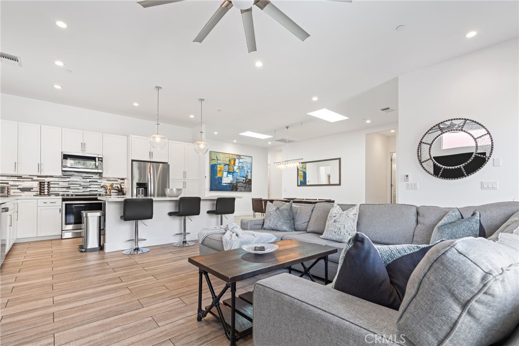 MLS #SR25103024 image #7