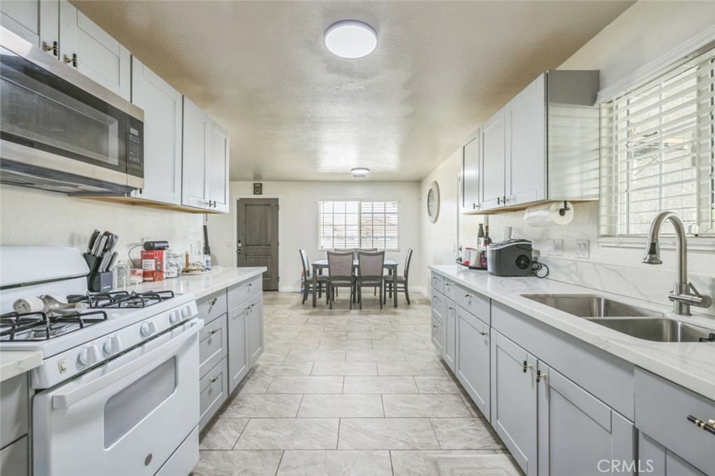 MLS #SR25108793 image #11