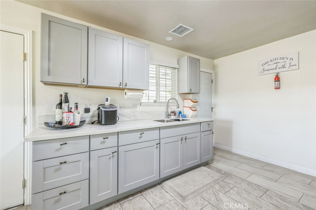 MLS #SR25108793 image #8