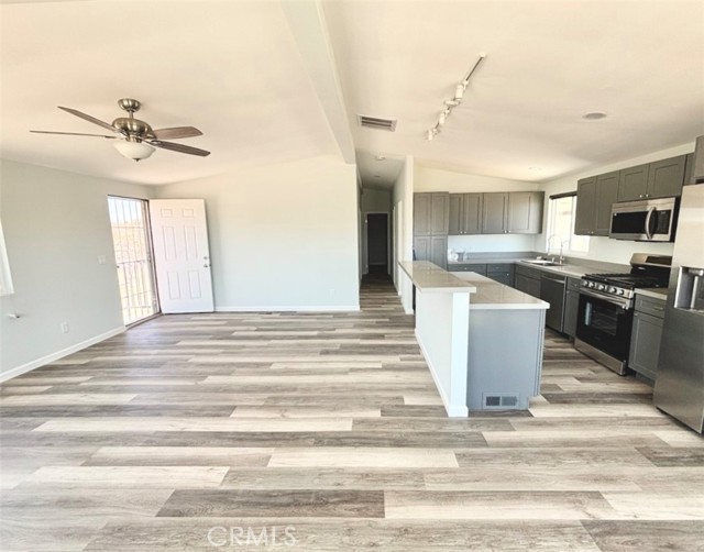 MLS #SR25136286 image #4