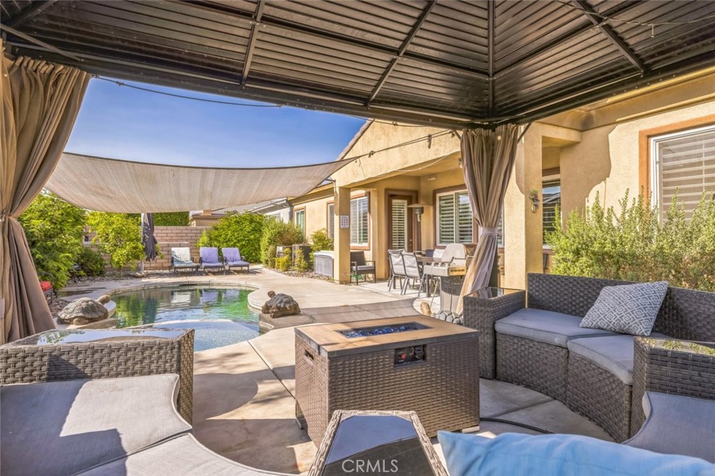 MLS #SR25140338 image #2