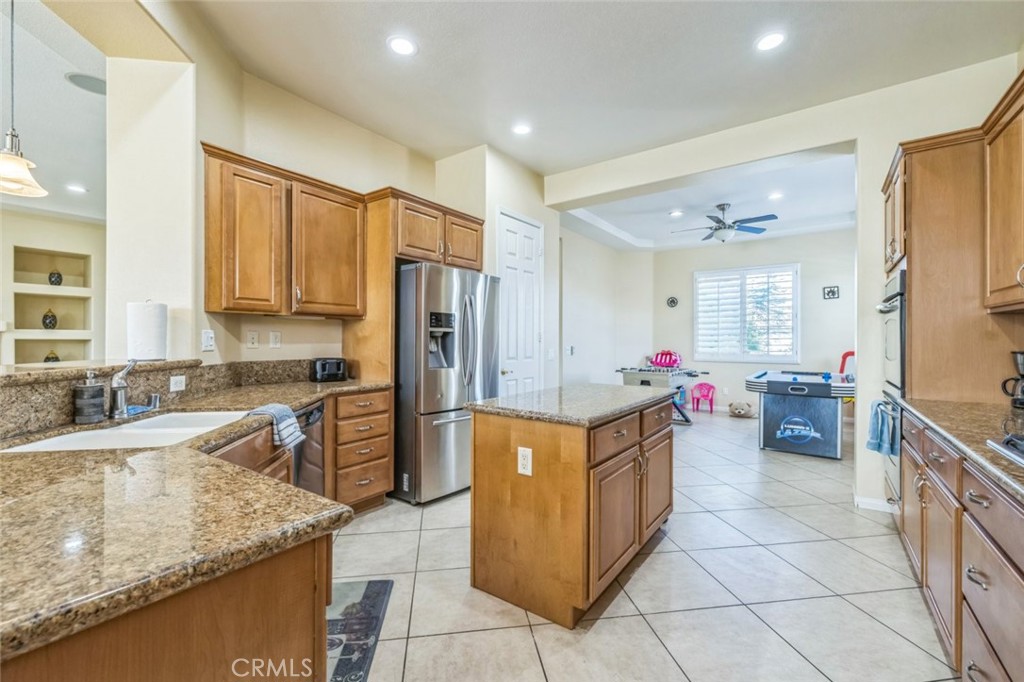 MLS #SR25140338 image #9