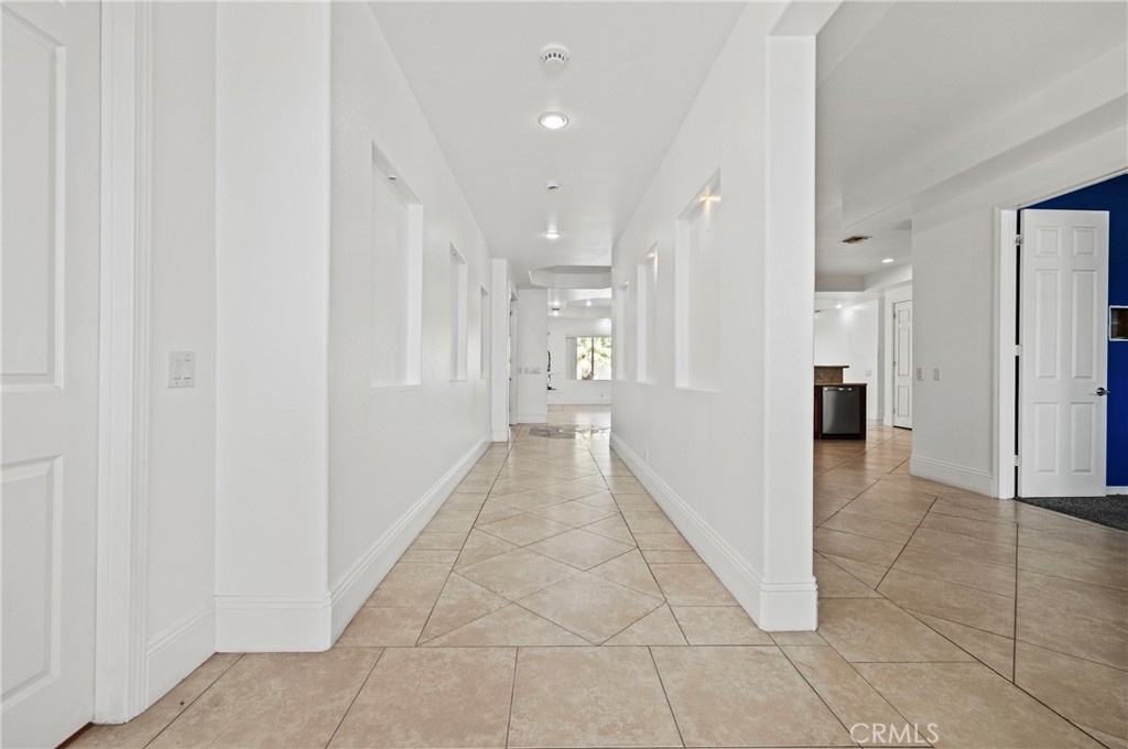 MLS #SR25151626 image #11