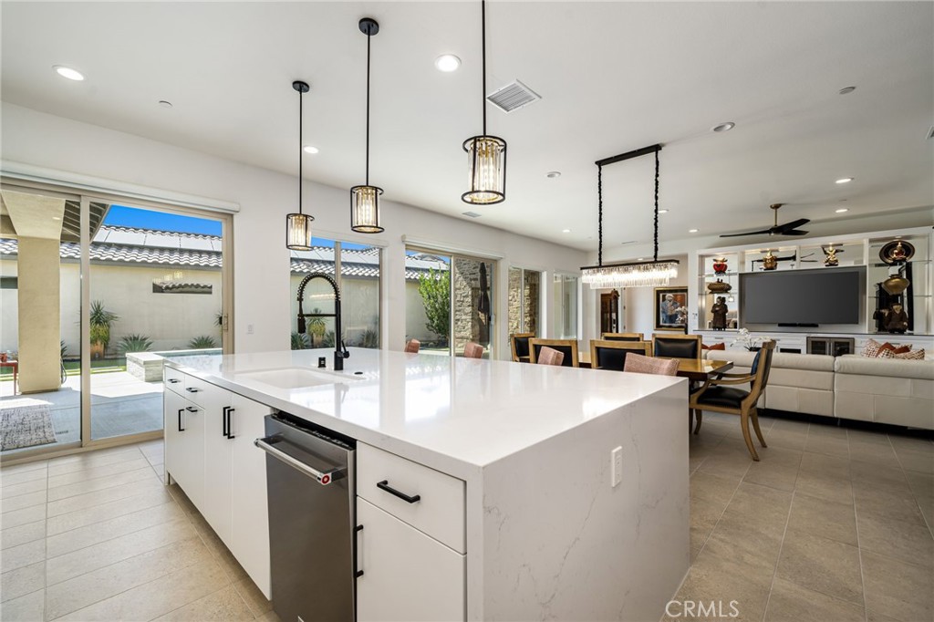 MLS #SR25173969 image #32