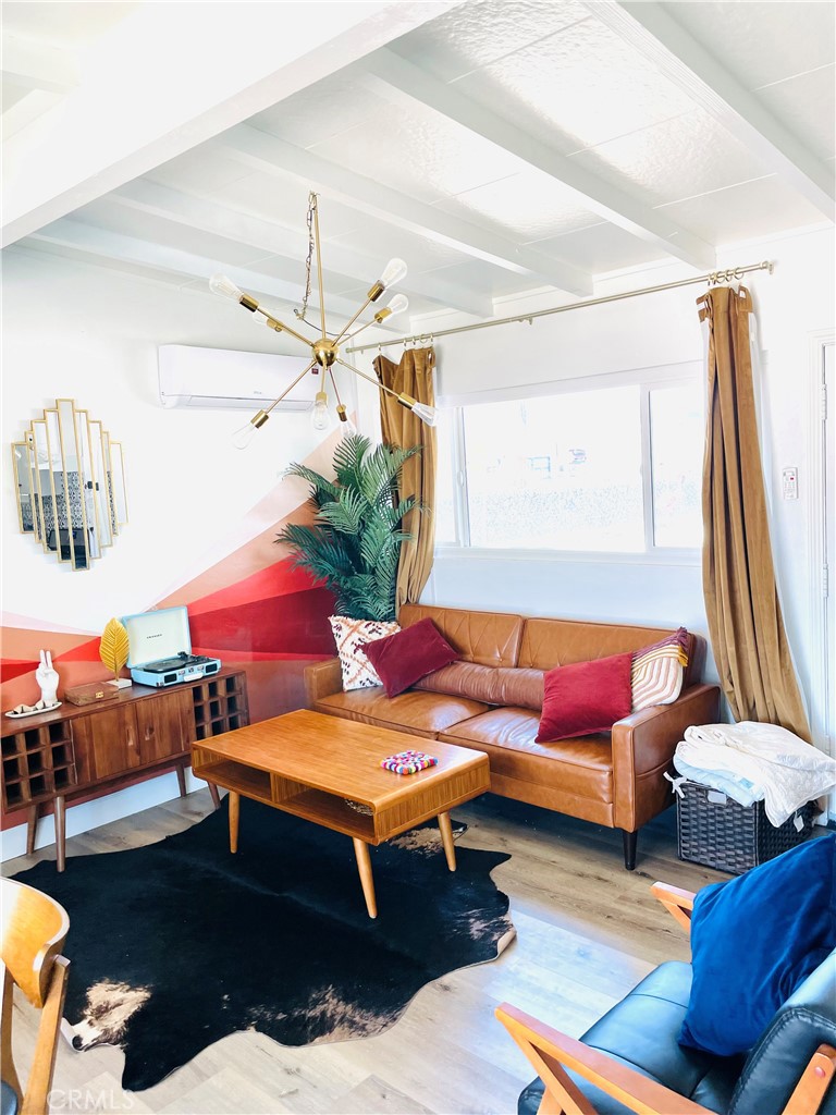 MLS #SR25184129 image #7