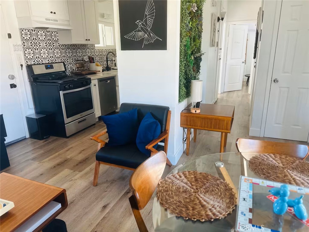 MLS #SR25184129 image #9