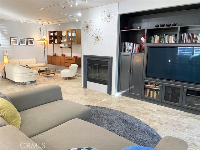 MLS #SR25194175 image #6