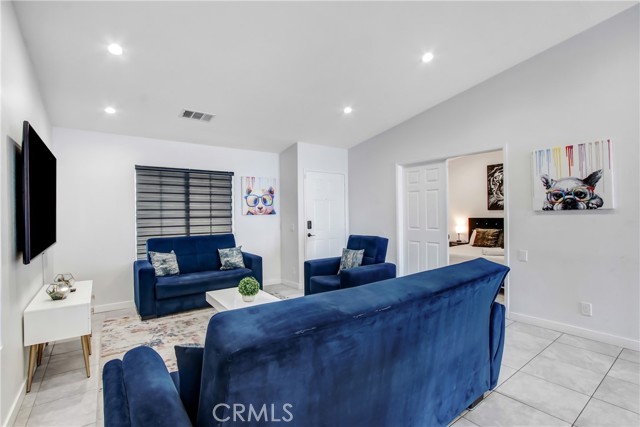 MLS #SR25221861 image #4