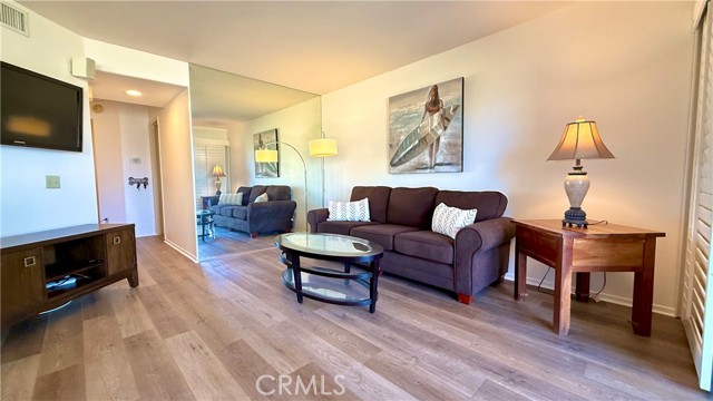 MLS #SR25232846 image #5