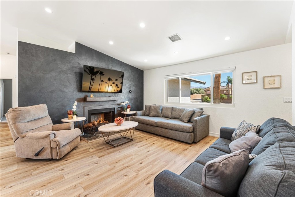 MLS #SR25233164 image #15