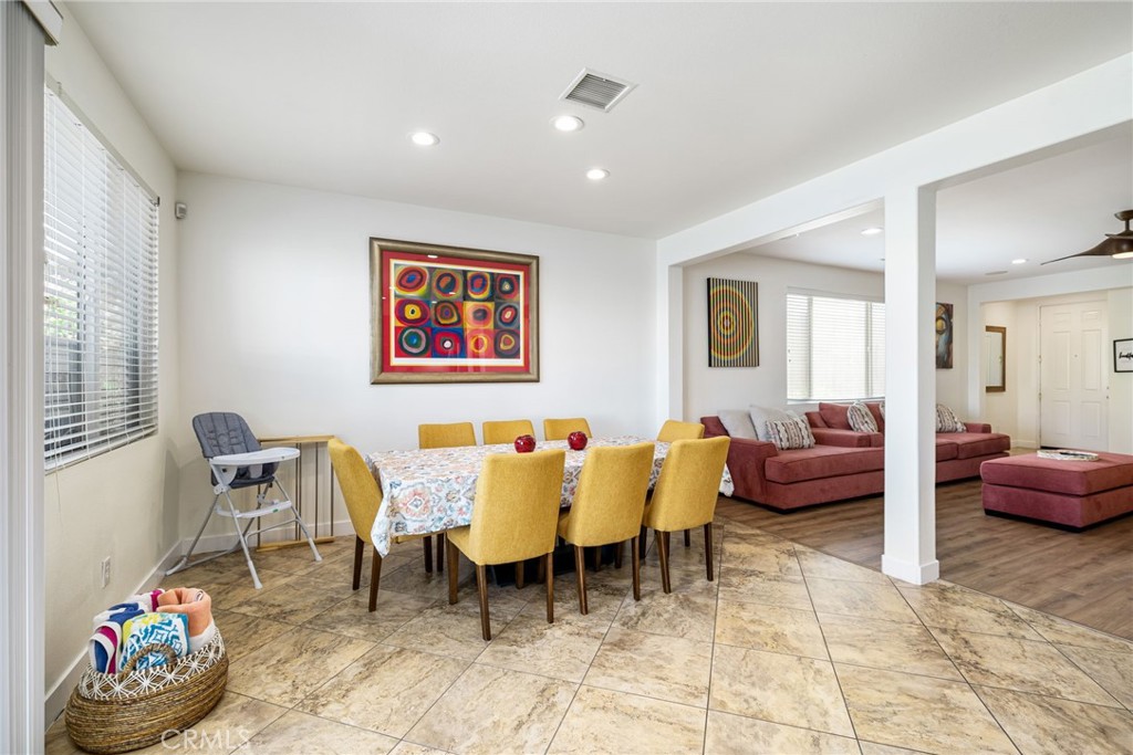 MLS #SR25236234 image #12