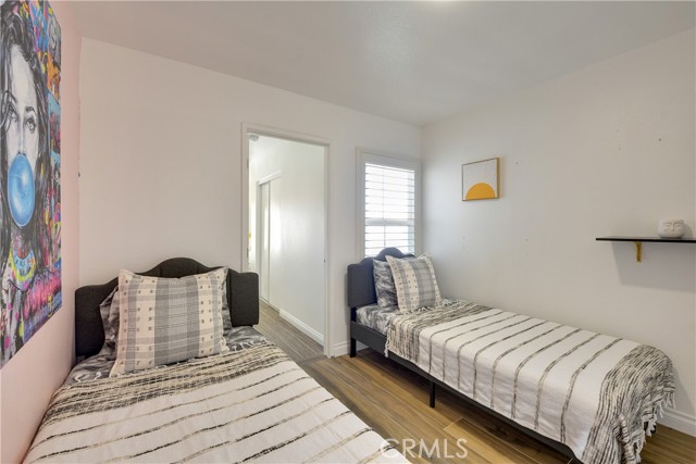 MLS #SR25237701 image #11