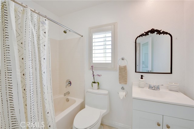 MLS #SR25237701 image #12