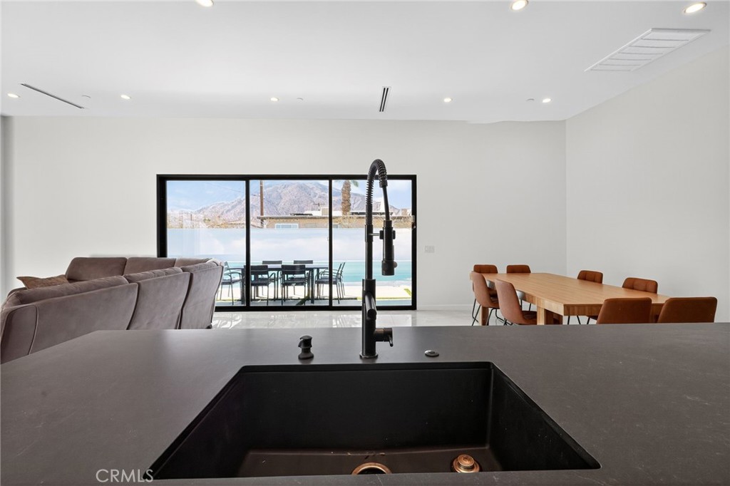 MLS #SR25239558 image #12