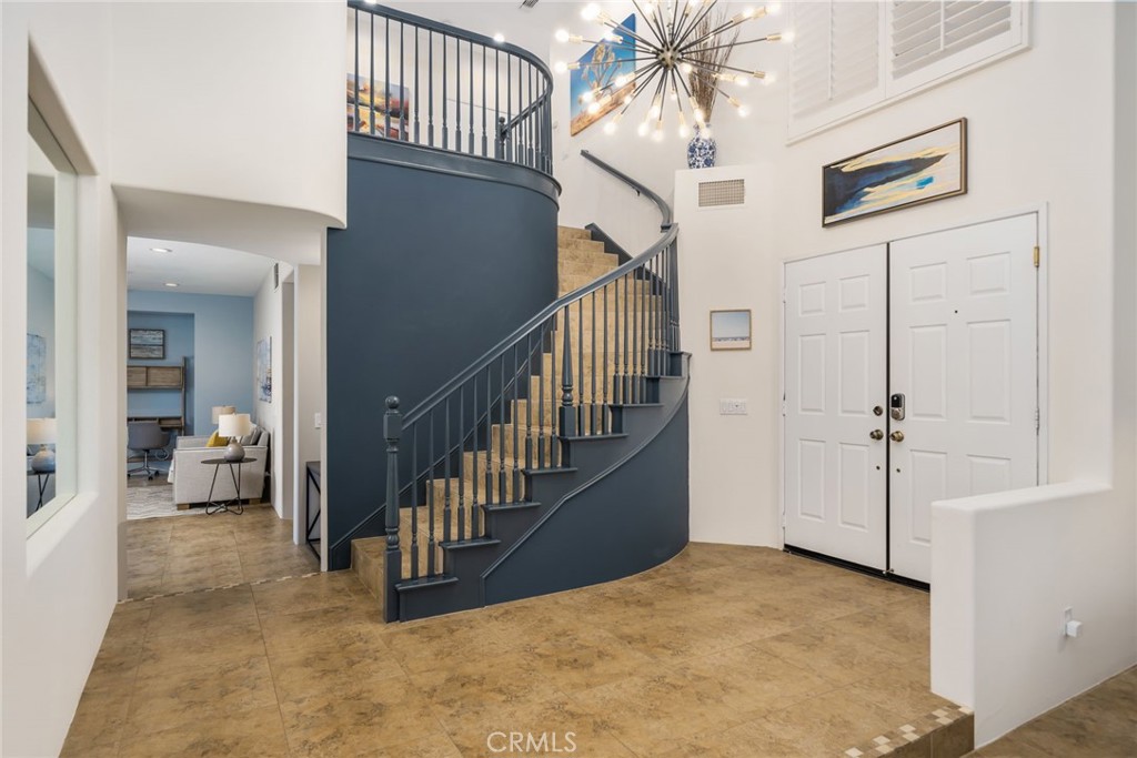 MLS #SR25245843 image #2