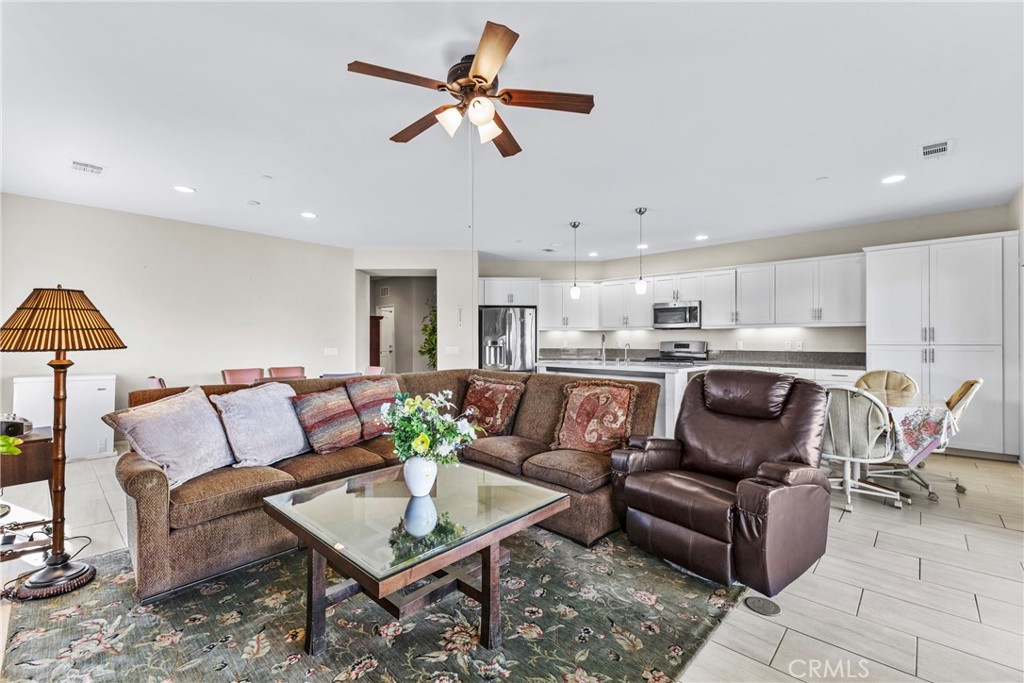 MLS #SW25050823 image #8