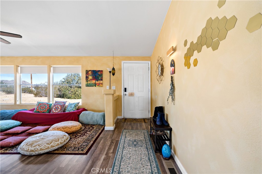 MLS #SW25063935 image #3