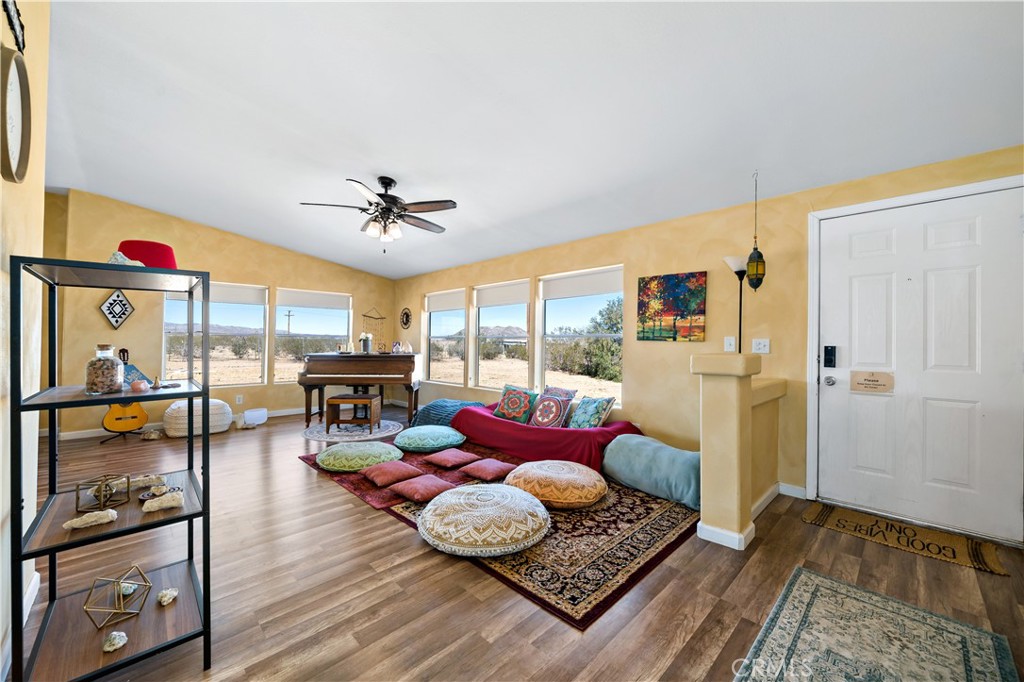 MLS #SW25063935 image #4