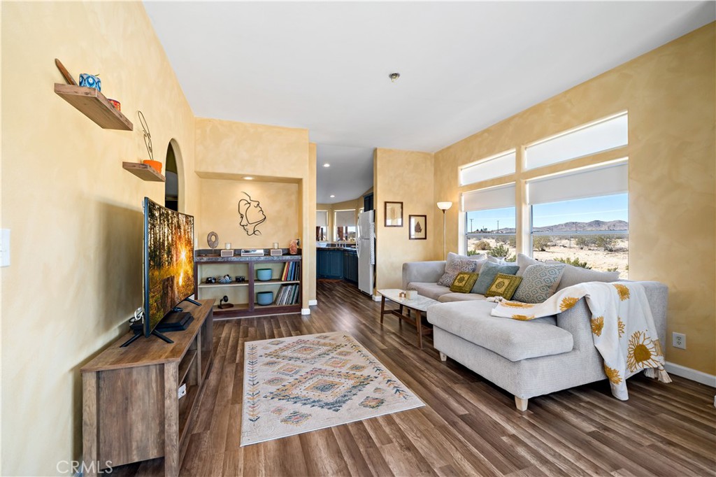 MLS #SW25063935 image #8