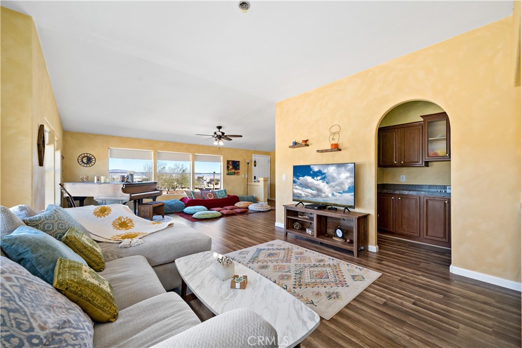 MLS #SW25063935 image #9