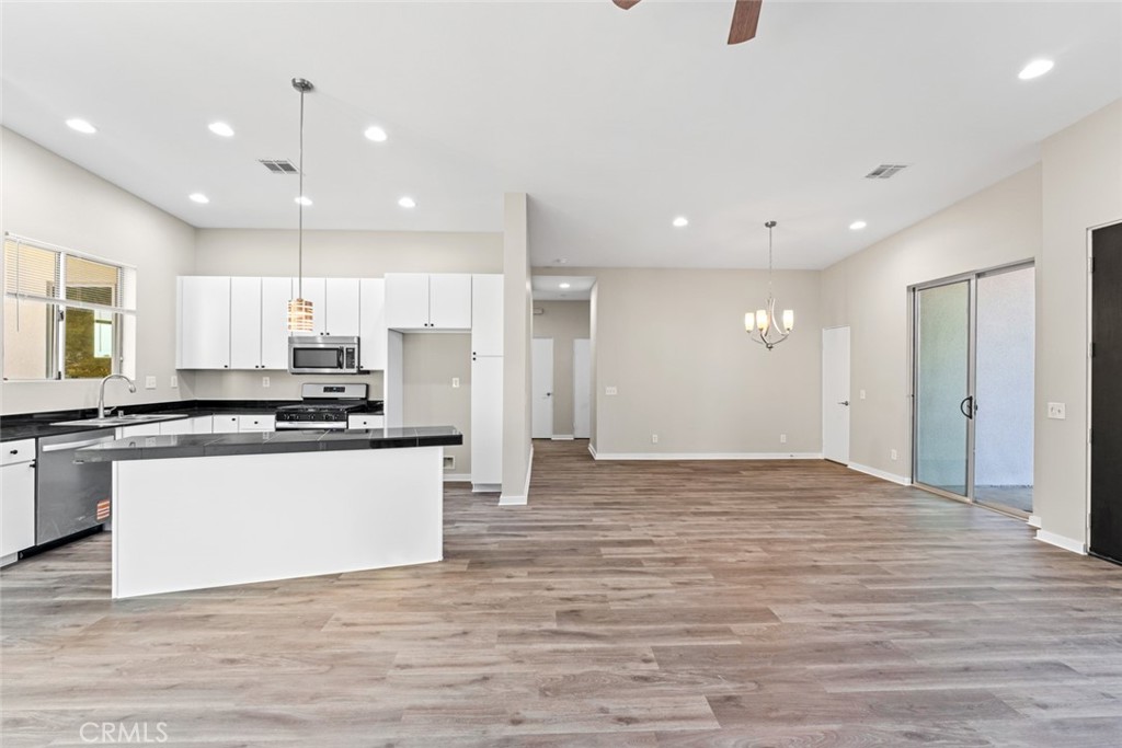 MLS #SW25083395 image #9