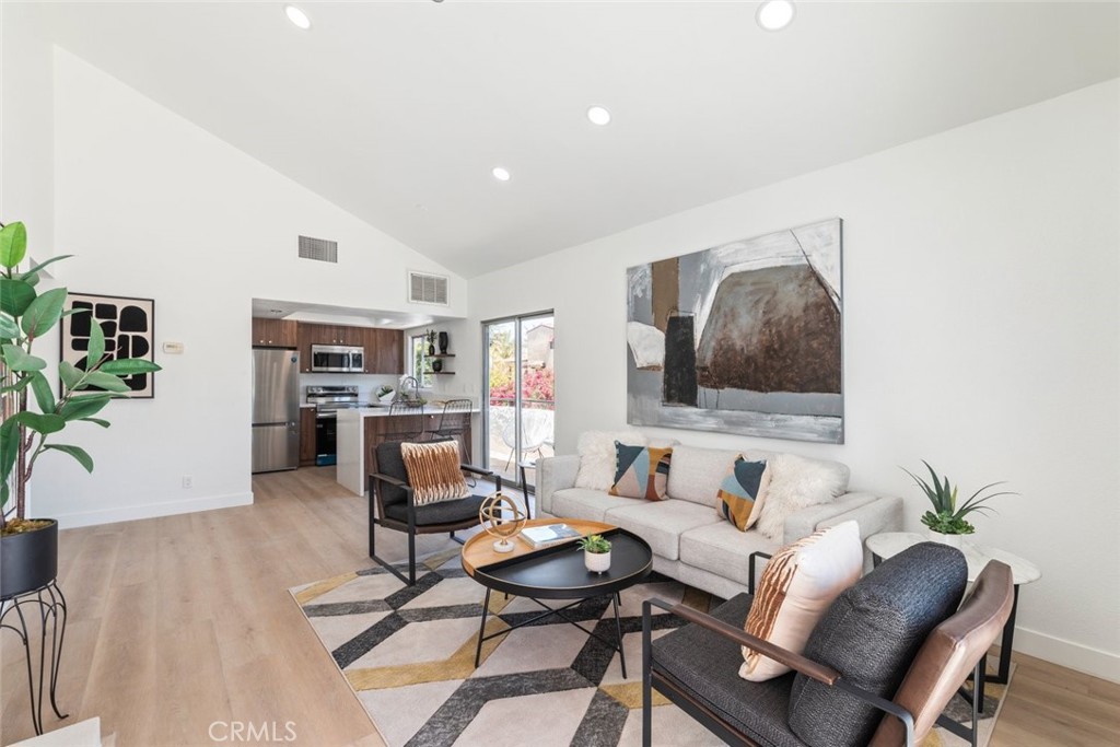 MLS #SW25083753 image #1