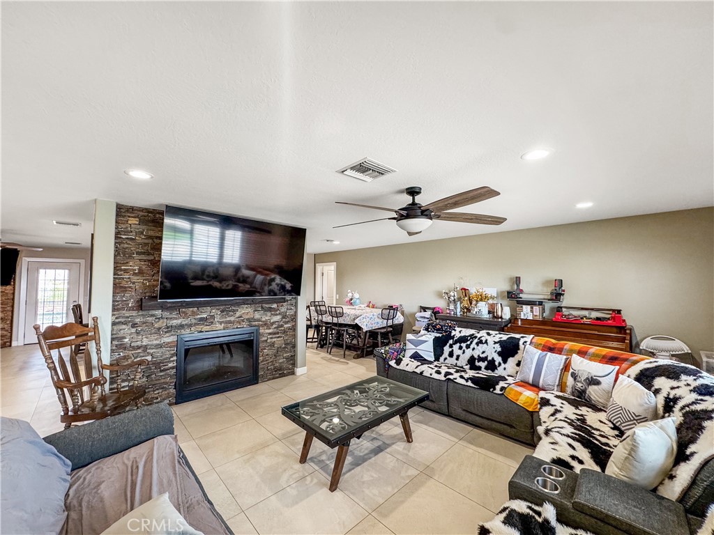 MLS #SW25120902 image #4