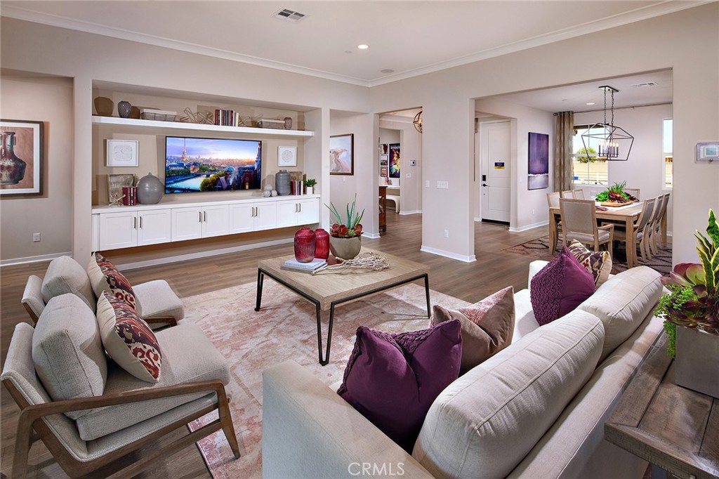 MLS #SW25190032 image #1