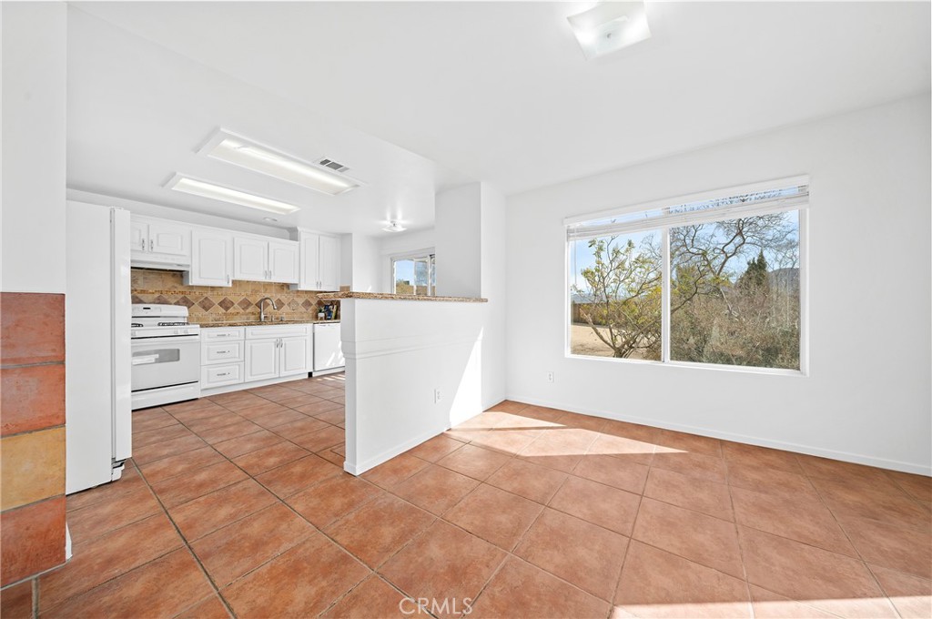 MLS #TR25032237 image #10