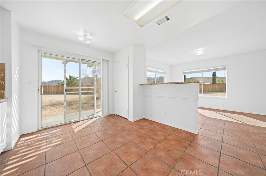 MLS #TR25032237 image #17