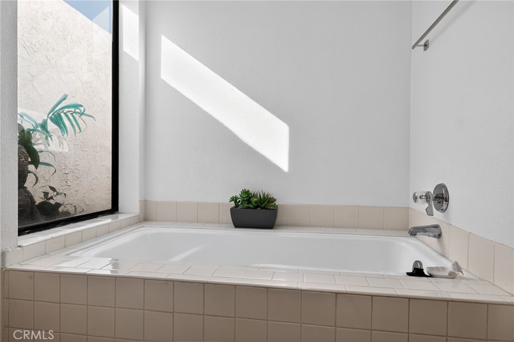 MLS #TR25245127 image #15