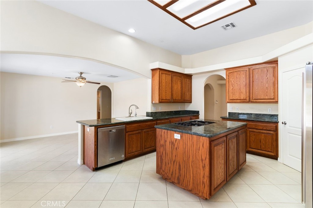 MLS #WS25083273 image #10