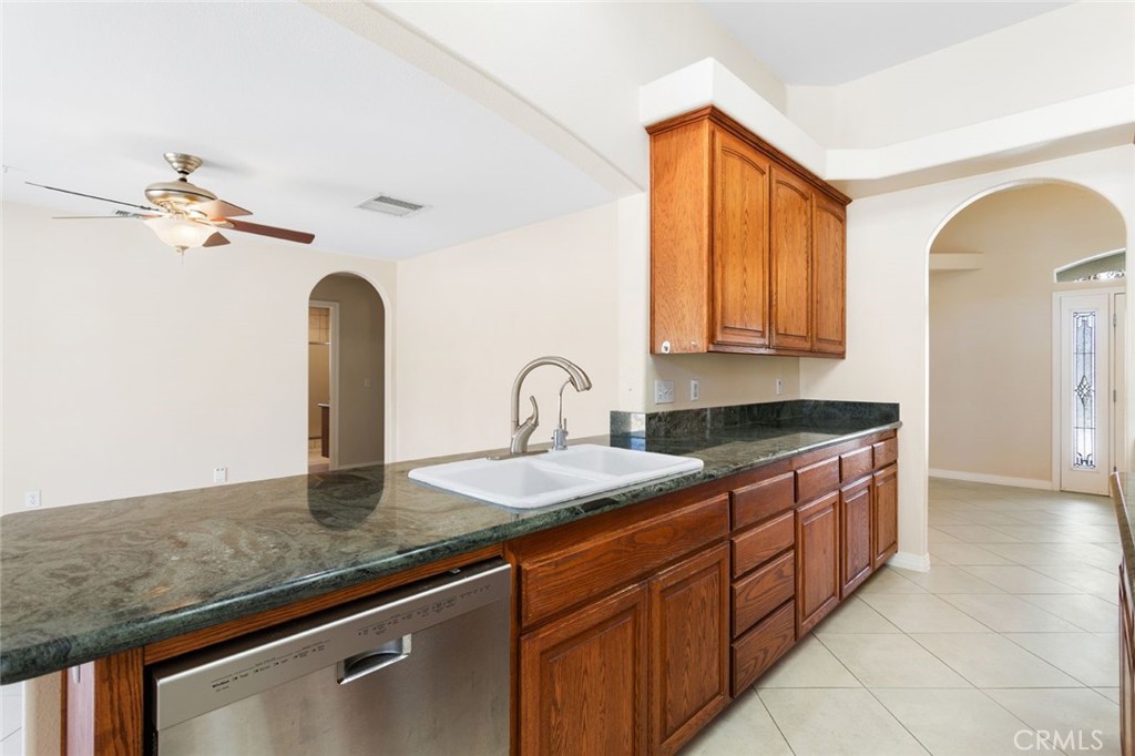 MLS #WS25083273 image #11