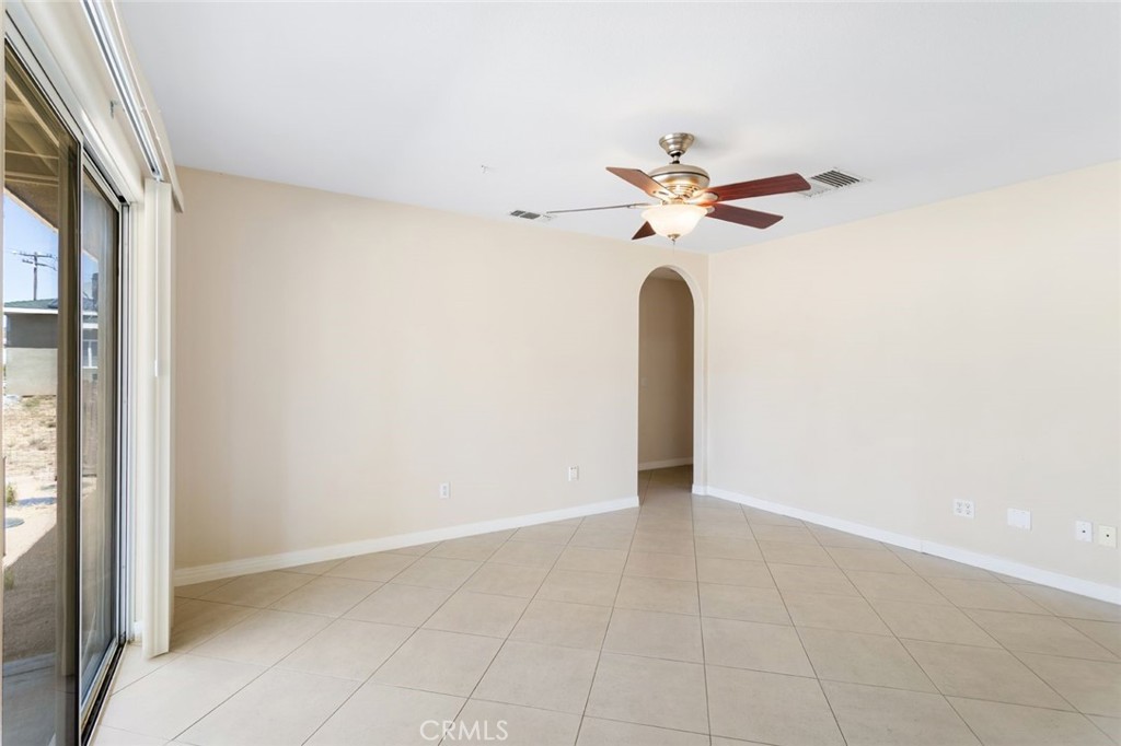 MLS #WS25083273 image #23