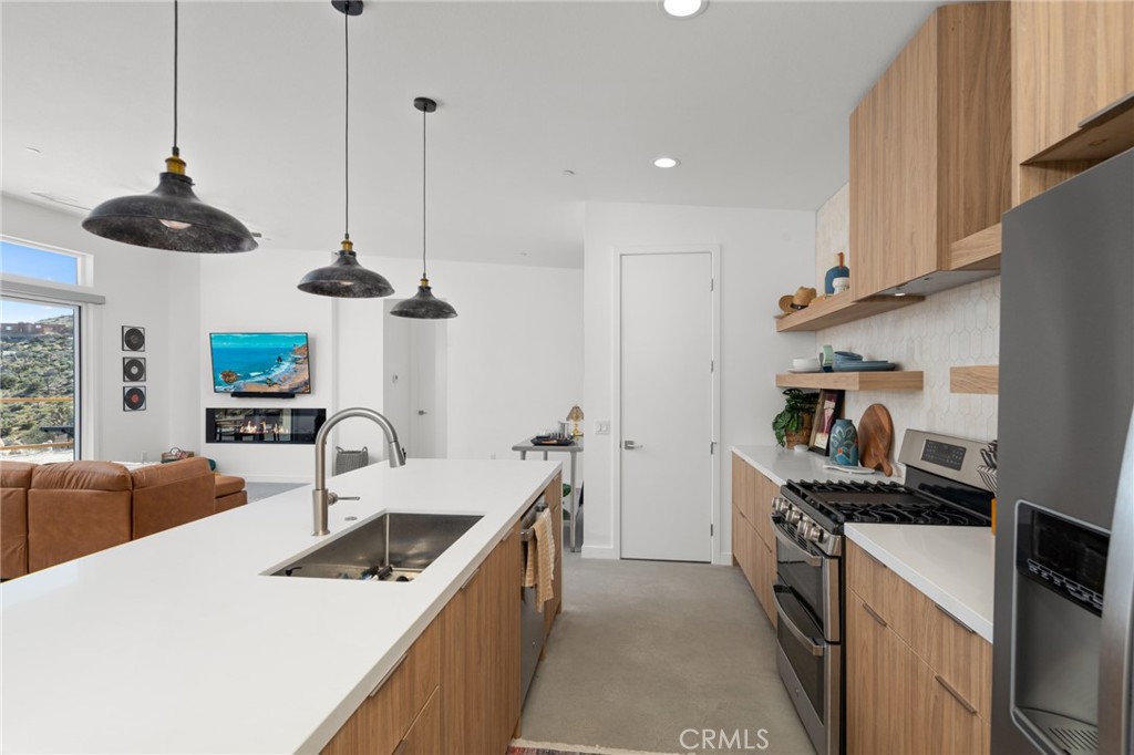 MLS #WS25124663 image #20