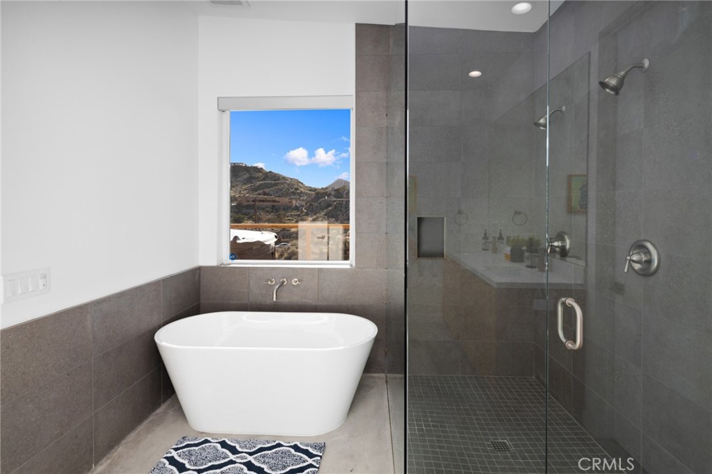 MLS #WS25124663 image #30