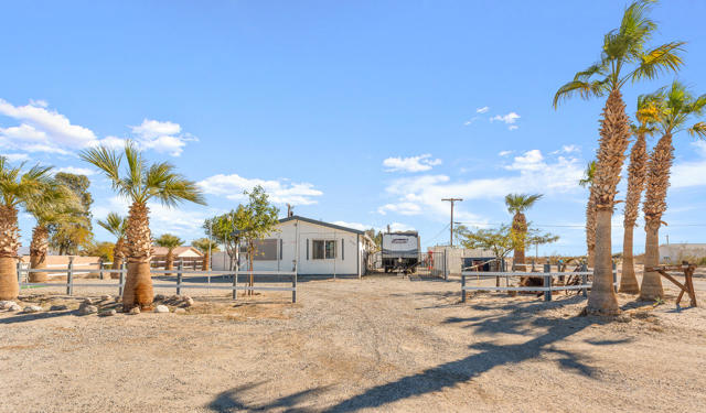 MLS #219125000DA image #2