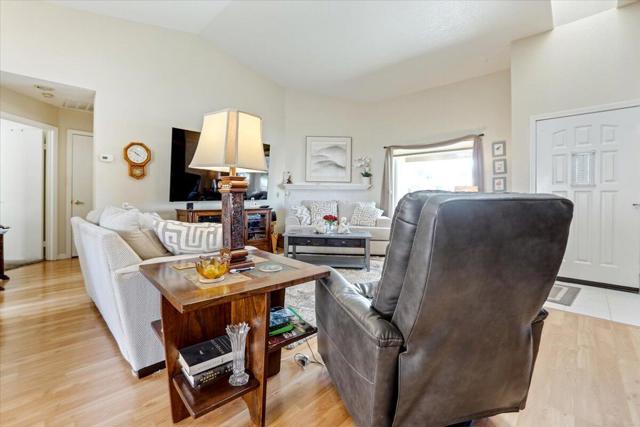 MLS #219127424DA image #3