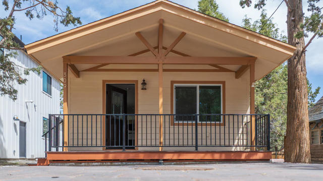 MLS #219132651DA image #2