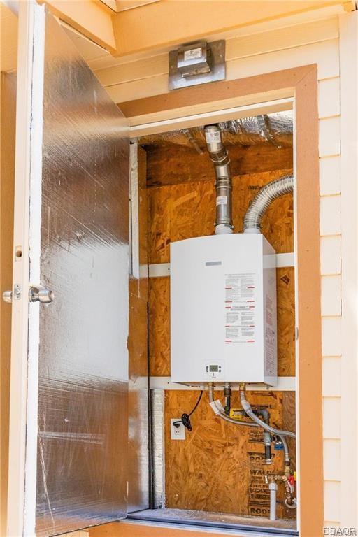 MLS #219132651DA image #30