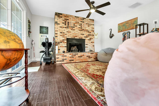 MLS #219132687DA image #3